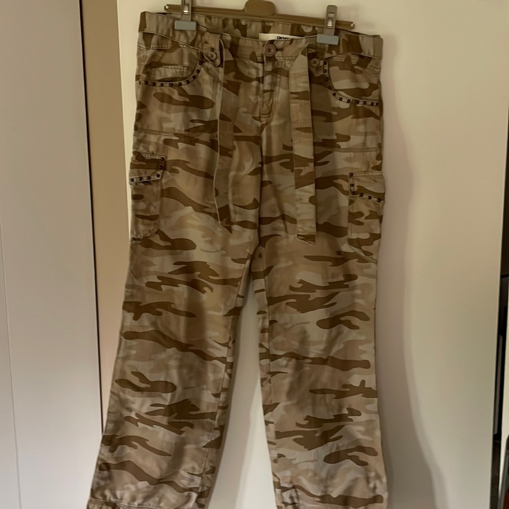 DKNY camo  pants size 14